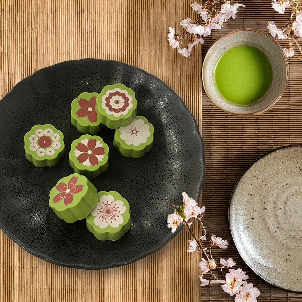 モンロワール 桜花紋 抹茶 風味 15個入 神戸土産 チョコレート